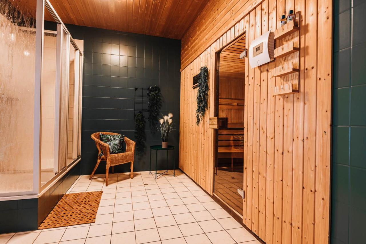 Xxl Ferienhaus Goldberger See - Sauna - 16 Personen Kültér fotó